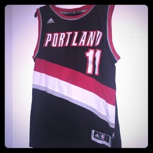 Blazer Leonard jersey